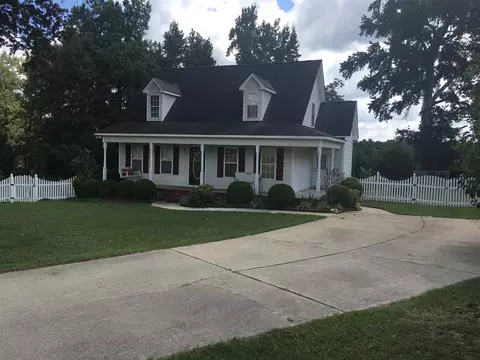 82 Lilly Ct, Angier, NC 27501 photo 2
