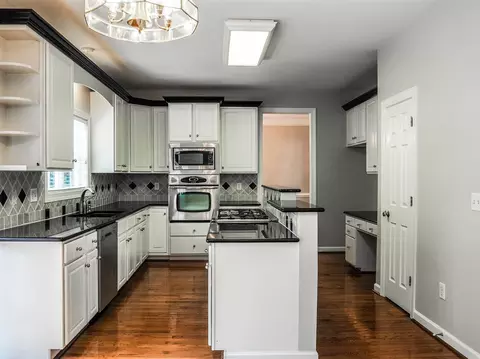 311 Gingergate Dr, Cary, NC 27519 photo 3