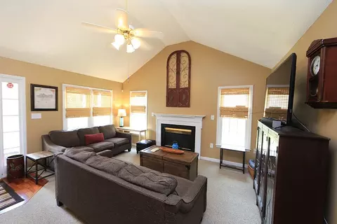 141 Parkhaven Ln, Garner, NC 27529 photo 3