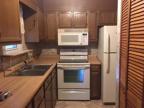 2812 Beechwood Dr, Durham, NC 27704 photo 3