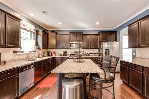 3502 Flat River Dr, Durham, NC 27703 photo 4