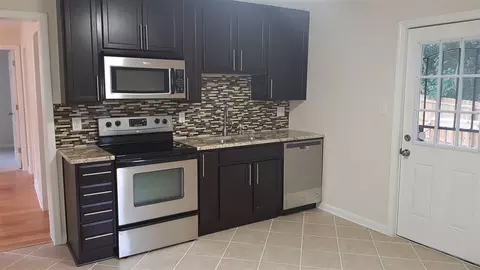 112 E Umstead St, Durham, NC 27707 photo 4