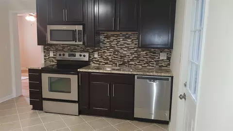 112 E Umstead St, Durham, NC 27707 photo 5