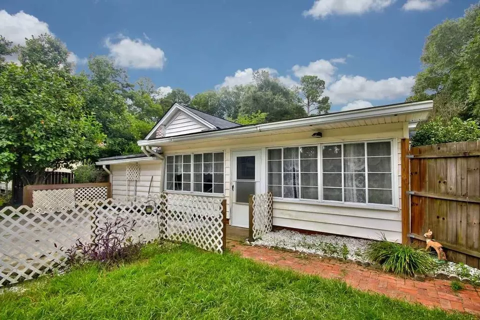  403 E Bailey Ave, Kenly, NC 27542 photo 4