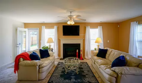 2051 Spring Creek Dr, Durham, NC 27704 photo 9
