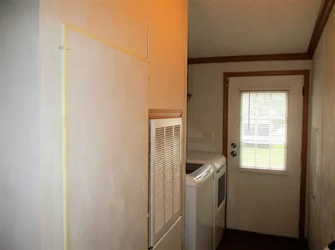 177 E Beverly Ln, Henderson, NC 27537 photo 11