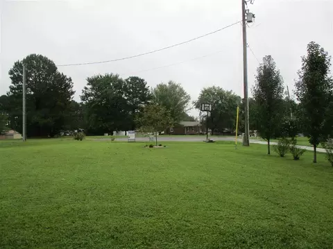 177 E Beverly Ln, Henderson, NC 27537 photo 3
