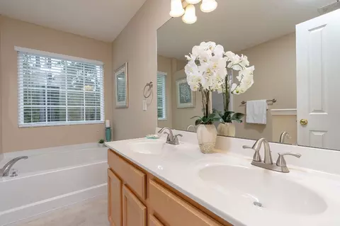 2906 Thoreau Dr, Durham, NC 27703 photo 15