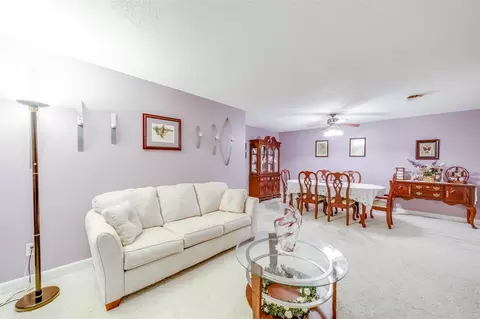2331 Oriole Dr, Durham, NC 27707 photo 2