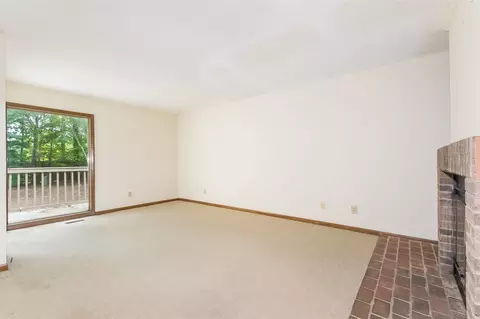 8 Creekview Ln, Durham, NC 27705 photo 5