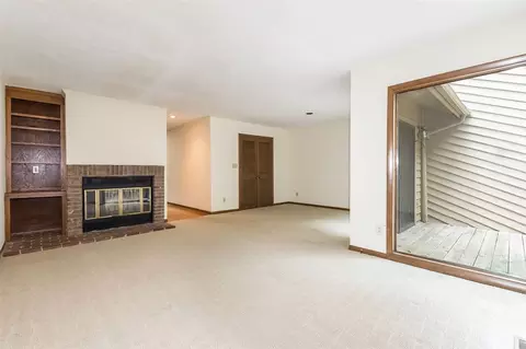 8 Creekview Ln, Durham, NC 27705 photo 4