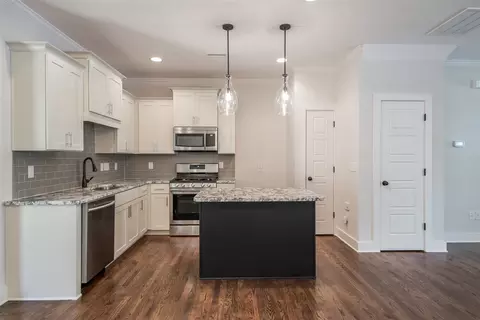 1114 Liberty St, Durham, NC 27703 photo 8