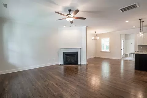 1114 Liberty St, Durham, NC 27703 photo 4