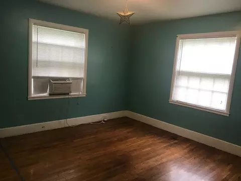 1216 Gilbert St, Durham, NC 27701 photo 4