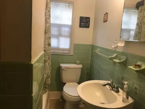 1216 Gilbert St, Durham, NC 27701 photo 7