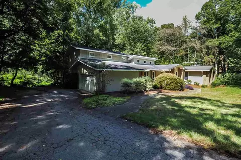 2901 Sandia Dr, Raleigh, NC 27607 photo 2