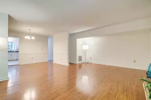 40 Willow Bridge Dr, Durham, NC 27707 photo 10