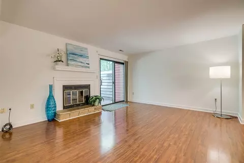 40 Willow Bridge Dr, Durham, NC 27707 photo 8