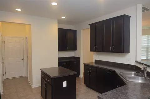 21 White Spruce Ct, Durham, NC 27703 photo 7