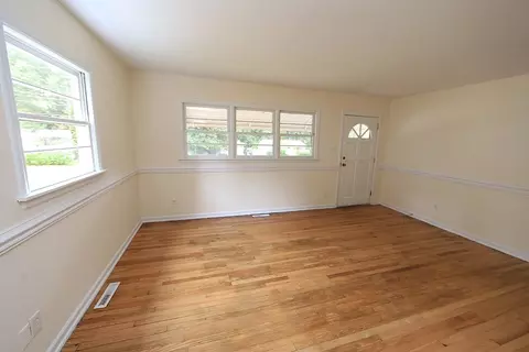 1634 Greenbriar Rd, Durham, NC 27701 photo 4