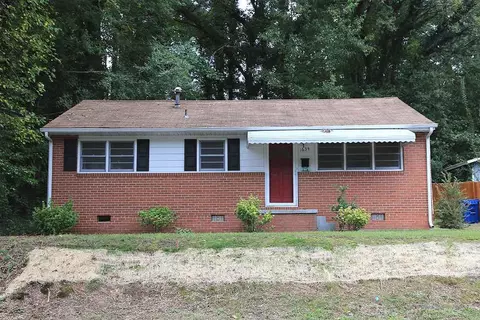1634 Greenbriar Rd, Durham, NC 27701 photo 2