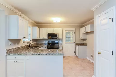 5401 Stardust Dr, Durham, NC 27712 photo 3