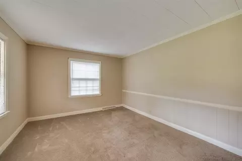 3217 Rowena Ave, Durham, NC 27703 photo 2