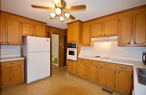 105 S Roderick Dr, Smithfield, NC 27577 photo 6
