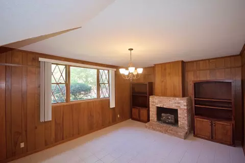 105 S Roderick Dr, Smithfield, NC 27577 photo 8