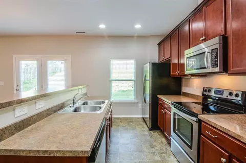 3 Mint Hill Ct, Durham, NC 27703 photo 3