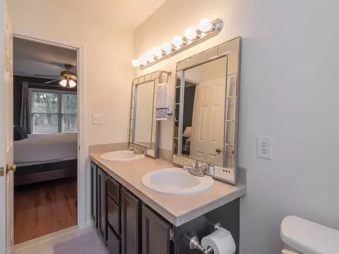 605 Valley Dr, Durham, NC 27704 photo 12