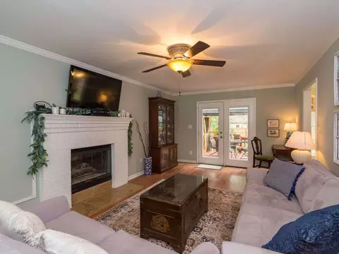 605 Valley Dr, Durham, NC 27704 photo 8