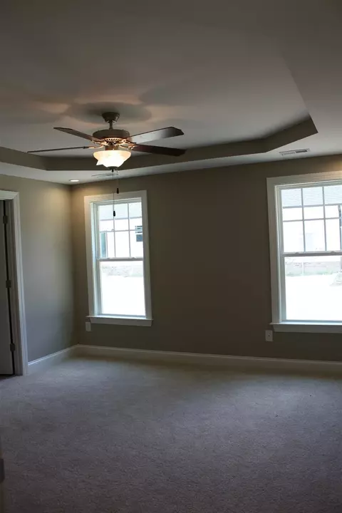 206 E Holmes St, Benson, NC 27504 photo 10
