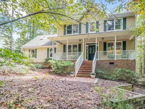 6912 Calais Dr, Durham, NC 27712 photo 1