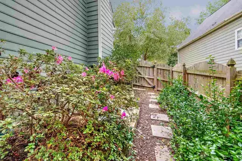 6809 Coventry Ridge Rd, Raleigh, NC 27616 photo 3