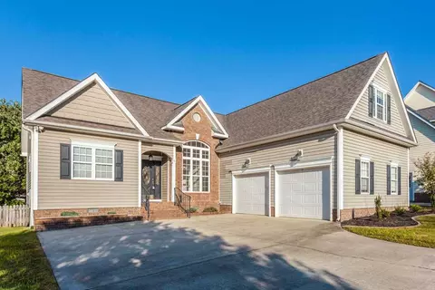 124 White Cap Ln, Garner, NC 27529 photo 2