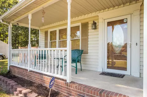 5807 Hadrian Dr, Durham, NC 27703 photo 3