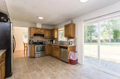 5807 Hadrian Dr, Durham, NC 27703 photo 11