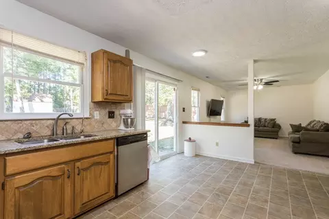 5807 Hadrian Dr, Durham, NC 27703 photo 10