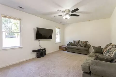 5807 Hadrian Dr, Durham, NC 27703 photo 14