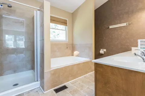 5807 Hadrian Dr, Durham, NC 27703 photo 18