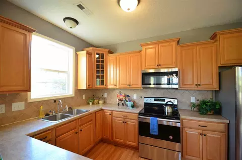 912 Raspberry Rd, Stedman, NC 28391 photo 7