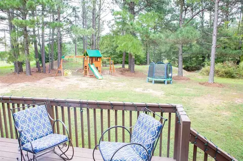 605 Crossing Dr, Durham, NC 27703 photo 6