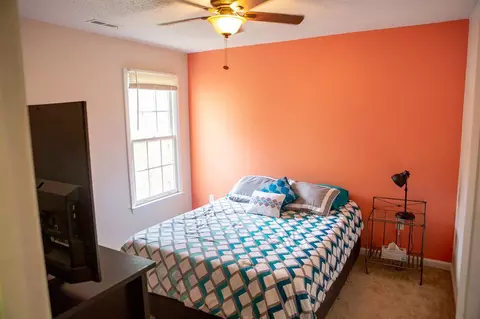 605 Crossing Dr, Durham, NC 27703 photo 17