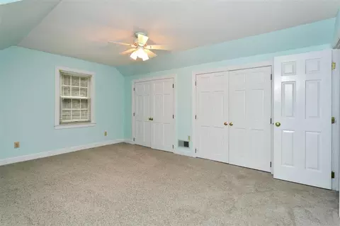 203 Dutchess Dr, Cary, NC 27513 photo 13
