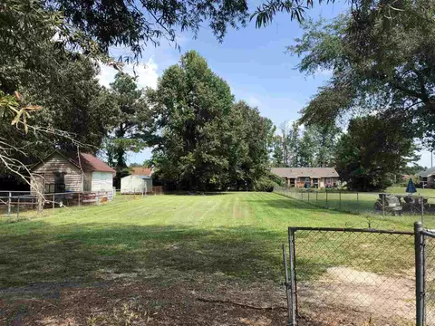 519 Mill St, Smithfield, NC 27577 photo 2