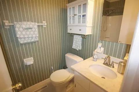 2702 Oberlin Dr, Durham, NC 27705 photo 9