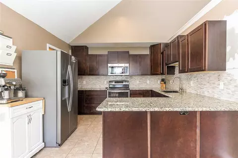 4008 Omer Ln, Durham, NC 27703 photo 2
