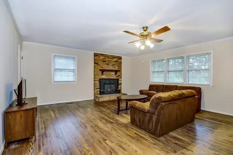 464 Grace Rd, Benson, NC 27504 photo 2