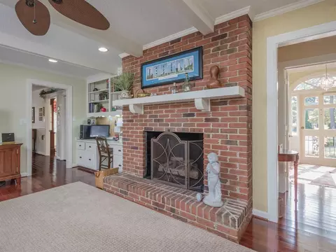 1008 S Crescent Dr, Smithfield, NC 27577 photo 8